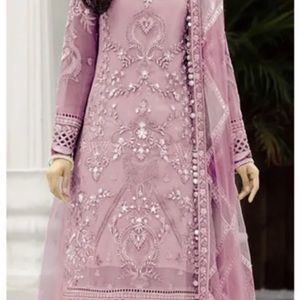 Only worn once…. It’s Indians size 40, which equates to about a 6 or an 8 US.